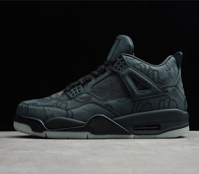 KAWS x Air Jordan 4 Black AJ4 930155-001 40 40.5 41 42 42.5 43 44 44.5 45 46