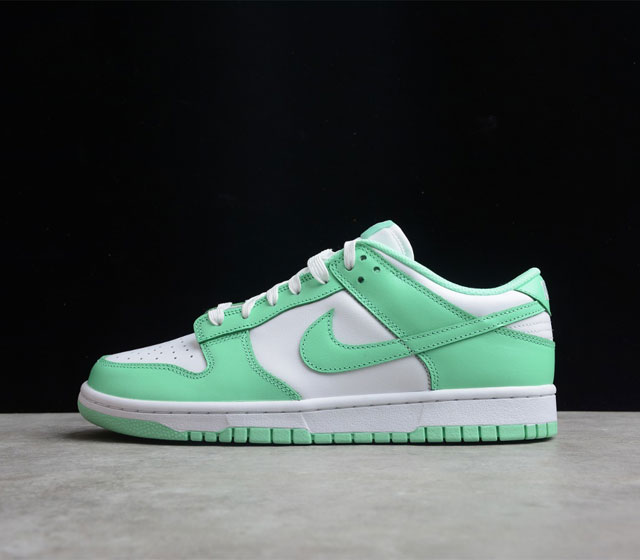 M NK Dunk Low WMNS Green Glow DD1503-105 36 36.5 37.5 38 38.5 39 40 40.5 41 42