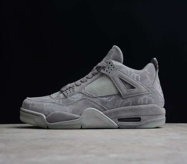 Air Jordan 4 Retro Kaws 930155-003 Air Jordan 4 KAWS xX 36-47.5