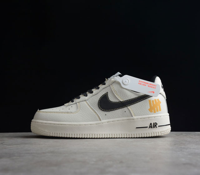 Air Force 1 Low # UN2588 122 SIZE 35.5 36 36.5 37.5 38 38.5 39 40 40.5 41 42 42