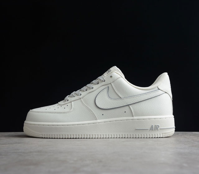 NK Air Force 1 # # NY2022-017 KITH NYC SIZE 36 36.5 37.5 38 38.5 39 40 40.5 41