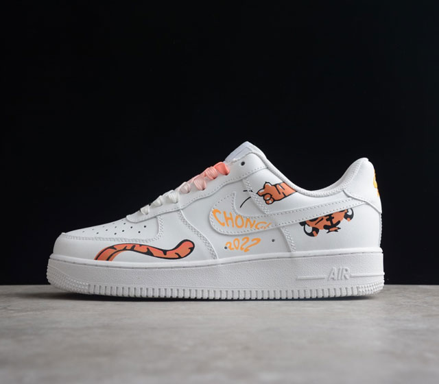 NK Air Force 1 # # DD8959-112 SIZE 36 36.5 37.5 38 38.5 39 40 40.5 41 42 42.5 4