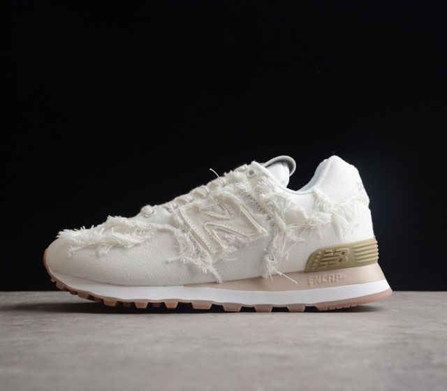 MiuMiu x New Balance 574 Miu Miu New Balance 2022 SIZE 36 36.5 37 38 38.5 39 40