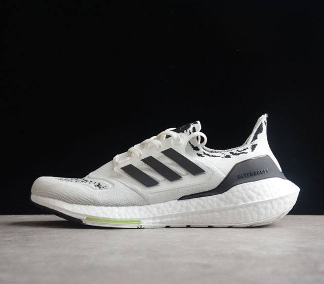 adidas Uitra Boost 22 GX5573 BOOST adidas PRIMEKNIT Linear Energy Push Parley O