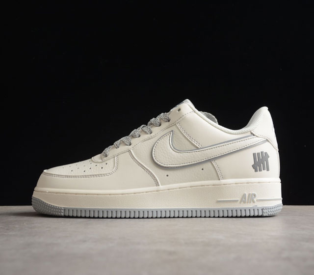 NK Air Force 1 UN3699-055 # # SIZE 36 36.5 37.5 38 38.5 39 40 40.5 41 42 42.5 4