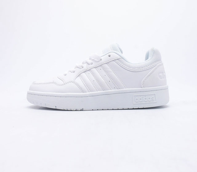 adidas HOOPS 3.0M