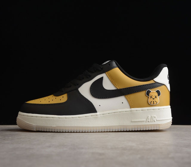 NK Air Force 1 # # CJ8899-111 SIZE 36 36.5 37.5 38 38.5 39 40 40.5 41 42 42.5 43