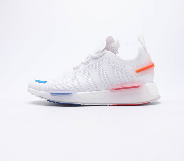 Adidas NMD_V3 Boost adidas NMD_V3 BOOST -- TPU GX5739 36 36 37 38 38 39 40 40 4