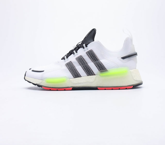 Adidas NMD_V3 Boost adidas NMD_V3 BOOST -- TPU GX3378 36 36 37 38 38 39 40 40 4