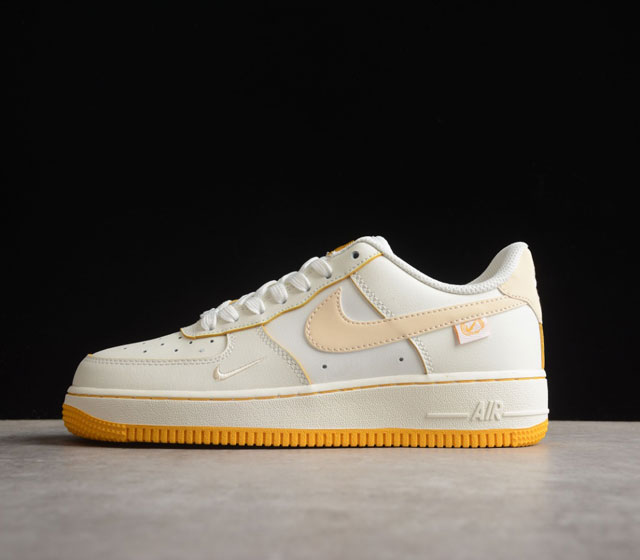 NK Air Force 1 # # FB1839-222 SIZE 36 36.5 37.5 38 38.5 39 40 40.5 41 42 42.5 4