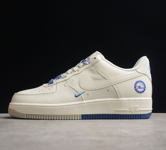 NK Air Force 1 # # A15696-103 SIZE 36 36.5 37.5 38 38.5 39 40 40.5 41 42 42.5 4