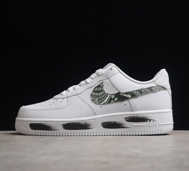 NK Air Force 1 # DE0099 006 SIZE 36 36.5 37.5 38 38.5 39 40 40.5 41 42 42.5 43