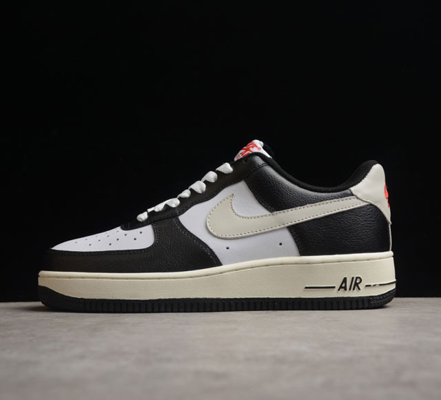 NK Air Force 1 # DE0099 001 SIZE 36 36.5 37.5 38 38.5 39 40 40.5 41 42 42.5 43