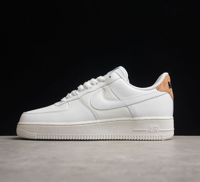 NK Air Force 1 # # DV7184-001 SIZE 36 36.5 37.5 38 38.5 39 40 40.5 41 42 42.5 4