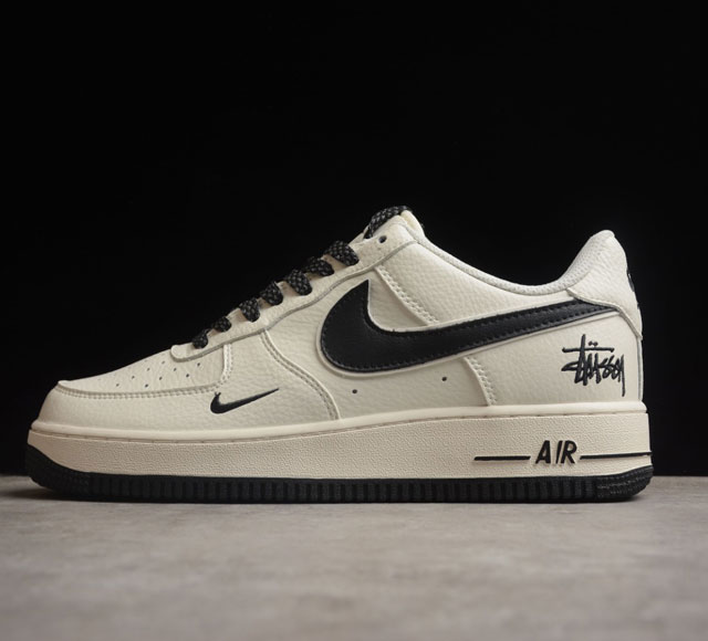 NK Air Force 1 # # AE1686-101 SIZE 36 36.5 37.5 38 38.5 39 40 40.5 41 42 42.5 4