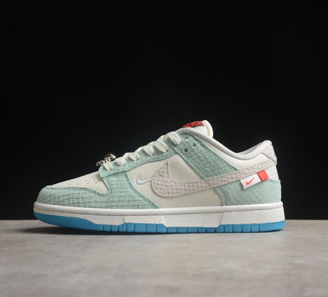 Nk Dunk Low 2024 Sb Fz5065-111 35.5 36 36.5 37.5 38 38.5 39 40 40.5 41 42 42.5 4