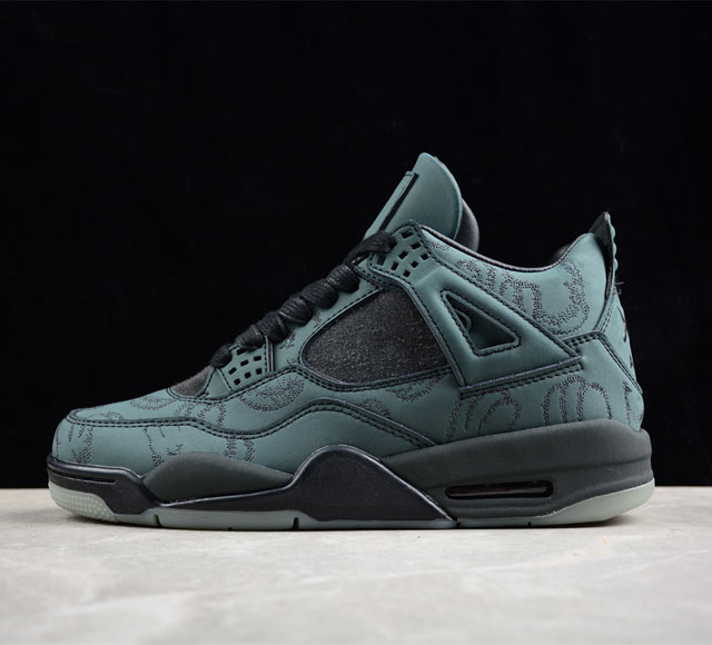 Kaws X Air Jordan 4 Black Aj4 930155-001 4 36 36.5 37.5 38 38.5 39 40 40.5 41 42