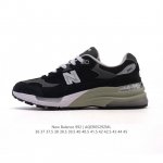 Alphabounce Instinct M Alpha This running shoe features a stretch upper and a co