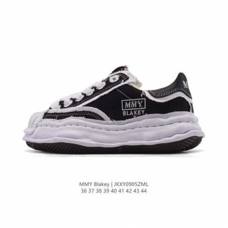 A company-level favorite of Shawn Yue, the Mmy Blakey retro dissolving sneakers - Click Image to Close