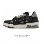 Company-grade Louis Vuitton Trainer Sneaker Low, fashionable athletic shoe, tre