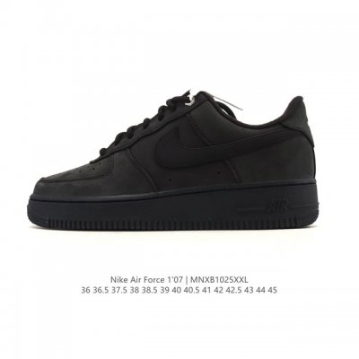 Company-grade Nike Air Force 1 '07 Low platform sneakers, featuring a thick sole