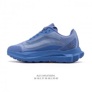 New, corporate-grade Alo Yoga Recovery Mode shoes. Comfortable, minimalist, slip