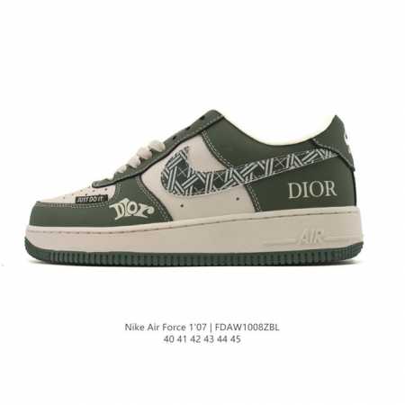 Company-grade Nike Air Force 1 '07 Low platform sneakers, featuring a thick sole - Click Image to Close