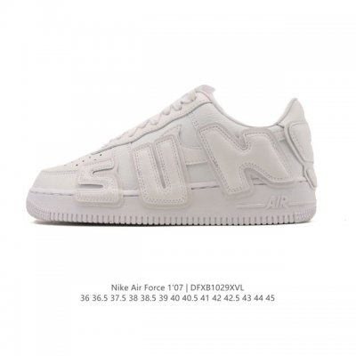 Company-grade Nike Air Force 1 '07 Low platform sneakers, featuring a thick sole