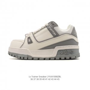 Company-grade Louis Vuitton Trainer Sneaker Low, fashionable athletic shoes with