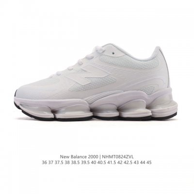 New arrival, a new model from New Balance! The New Balance 2000 series features