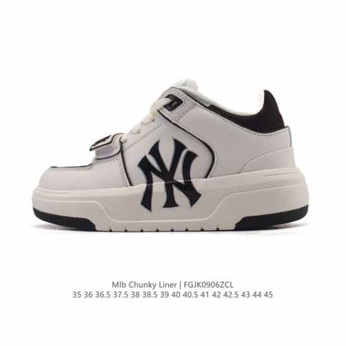 Mlb Chunky Liner Mid, a popular senior shoe, is a lightweight, thick-soled, vers