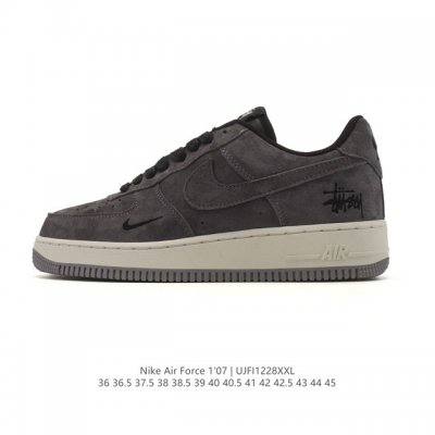 Factory Grade Nike Air Force 1 '07 Low. These versatile, platform, low-top whit