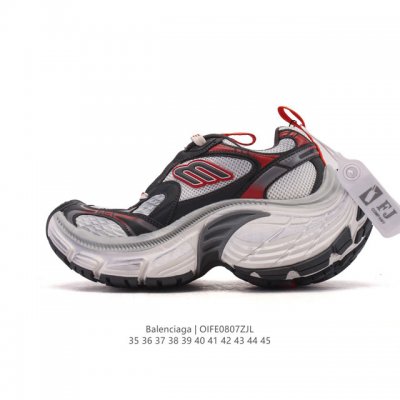 Reduced price for corporate-grade, oversized "giant shoes" from the French luxu