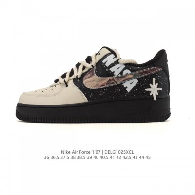 Company-grade Nike Air Force 1 '07 Low platform sneakers, featuring a thick sole