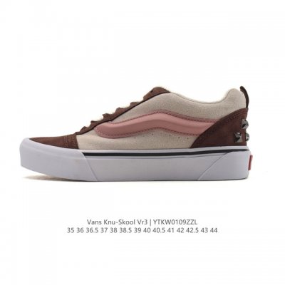 Vans Knu-Skool Vr3 Lx loafers with leather upper. The Campbell's Julian series l