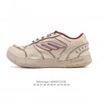 New arrival: Balenciaga, a trendy luxury brand from Parisian brand Balenciaga. T