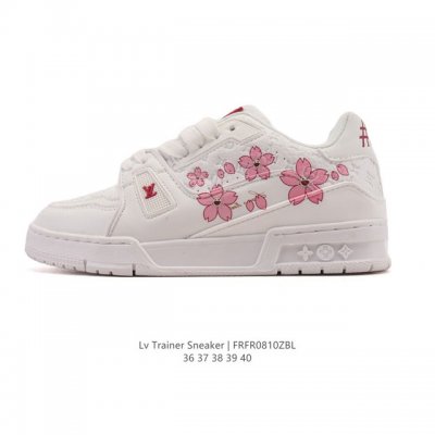 Corporate-grade Louis Vuitton LV Louis Vuitton sneakers, fashionable sneakers,