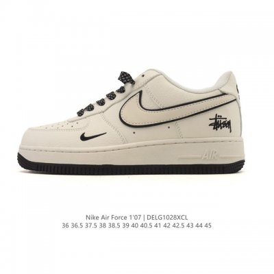 Company-grade Nike Air Force 1 '07 Low platform sneakers, featuring a thick sole