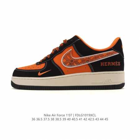 Company-grade Nike Air Force 1 '07 Low platform sneakers, featuring a thick sole - Click Image to Close