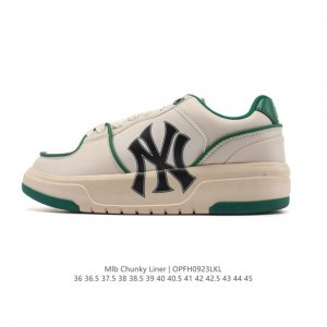 Mlb Chunky Liner Mid, a popular senior shoe, is a lightweight, thick-soled, vers