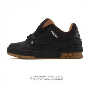 Louis Vuitton Trainer Sneaker Low, a stylish and trendy platform sneaker for me