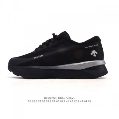 Descente Chron retro fabric sneakers for men and women, featuring a comfortable,