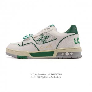 Corporate-grade Louis Vuitton LV Louis Vuitton sneakers, fashionable sneakers wi