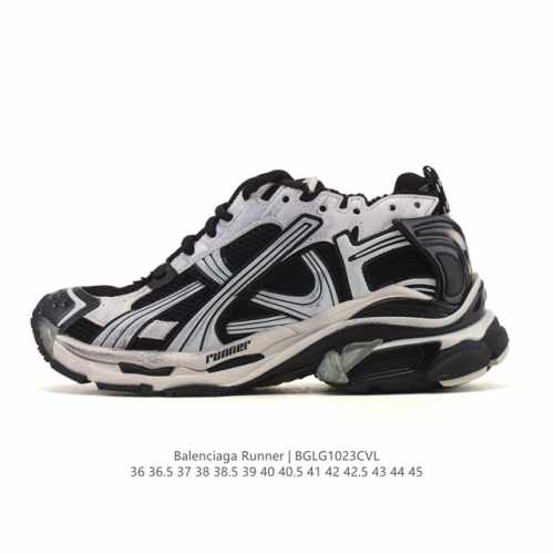 Company-grade original, consistent accessories, dust bag, and included shoelaces