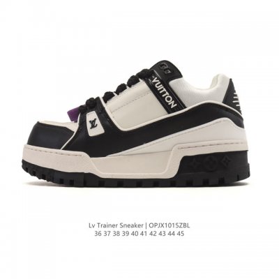 Louis Vuitton Trainer Sneaker Low, a stylish and trendy platform sneaker for men