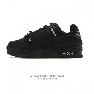 Company-grade Louis Vuitton Trainer Sneaker Low, a stylish and trendy platform