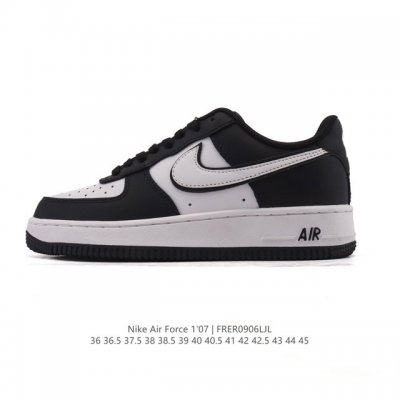 Nike Air Force 1 '07 Low, a versatile, low-top, thick-soled, height-enhancing c