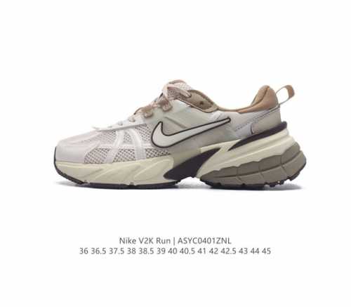 Nike V2K Run 4 tpu , md Vomero 5 Nike Initiator.... Nike Balenciaga 3Xl nike V2