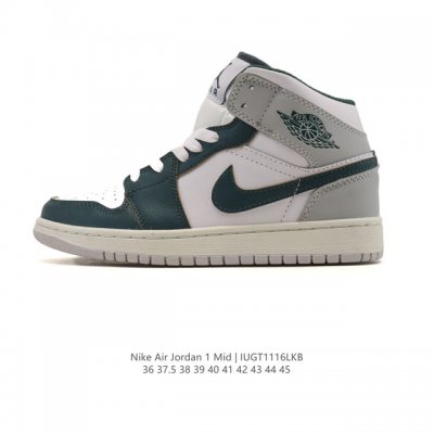 Company-grade Nike Air Jordan 1 Mid men's and women's basketball shoes, stylish