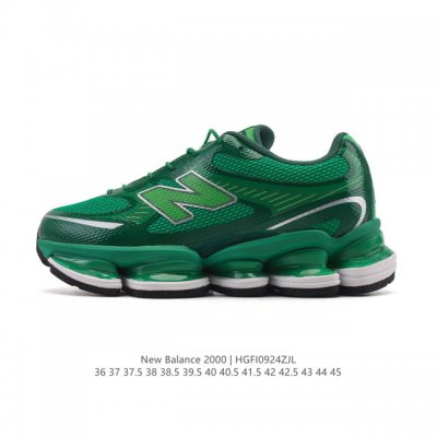New arrival, a new model from New Balance! The New Balance 0 series features re